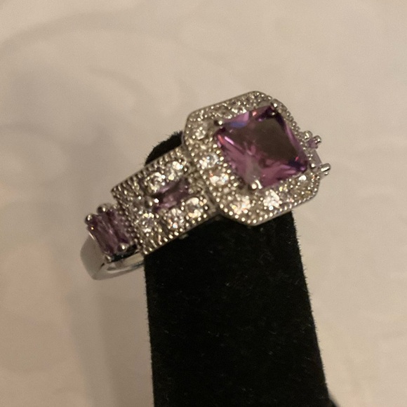 Created Pink Sapphire Princess Halo Ring Size 8 Silvertone Band - Picture 9 of 11